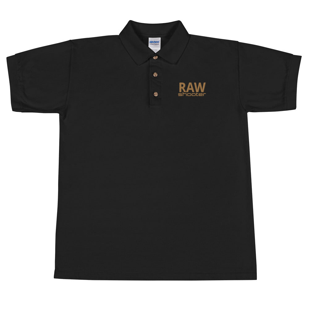 Polo brodé