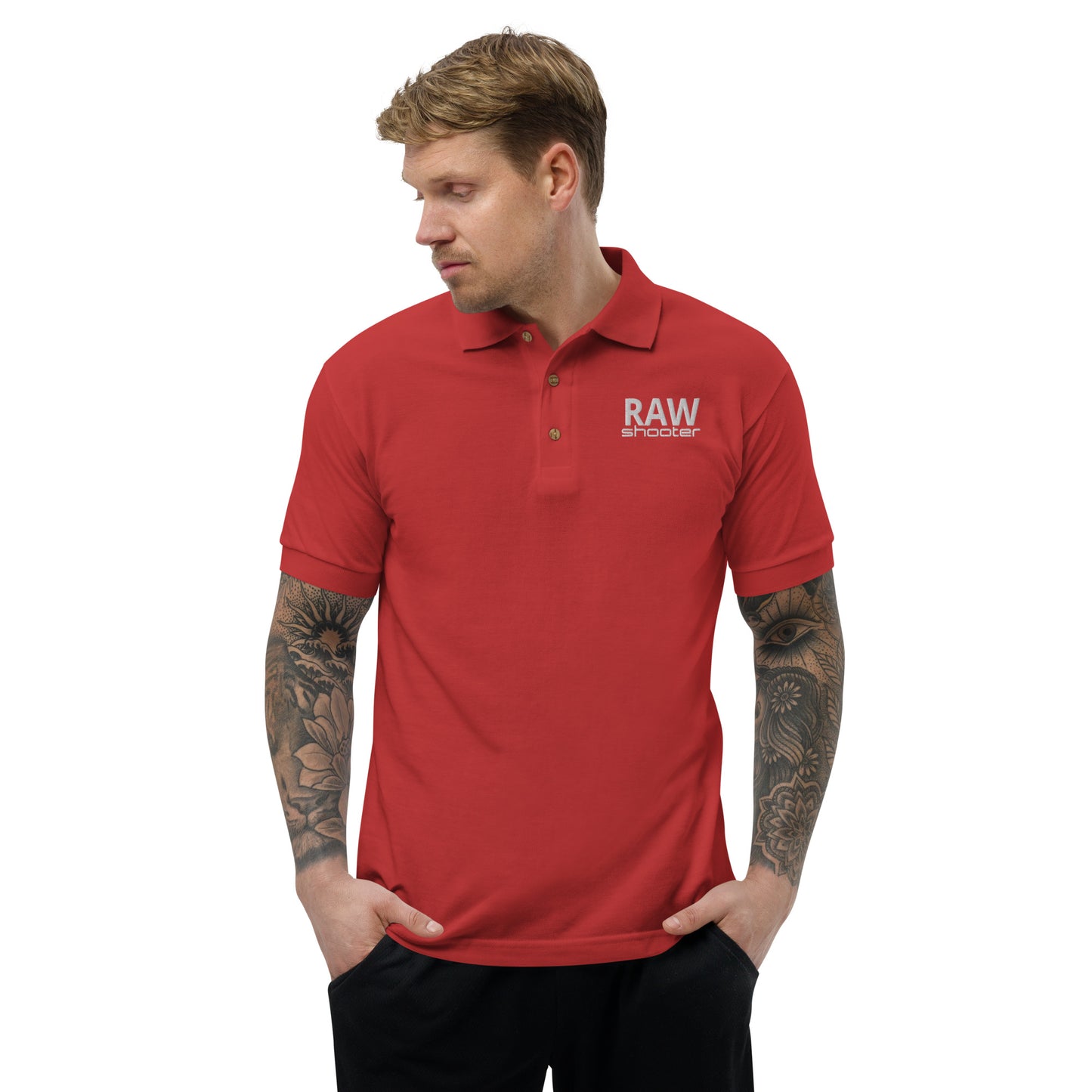 Polo brodé