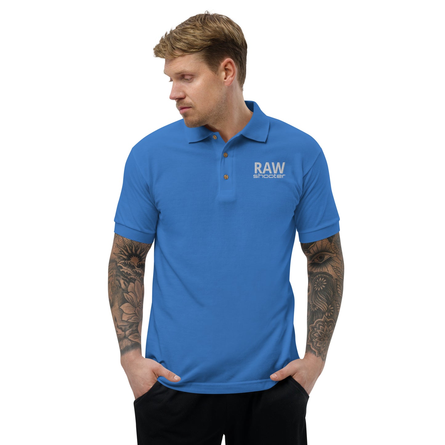 Polo brodé