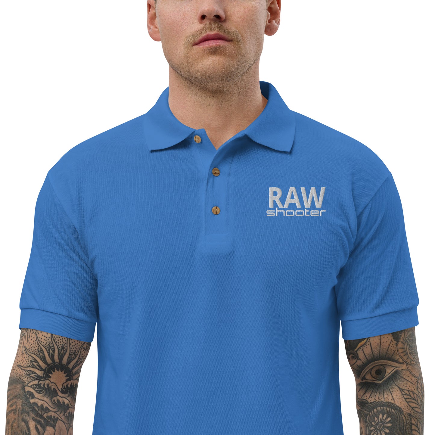 Polo brodé