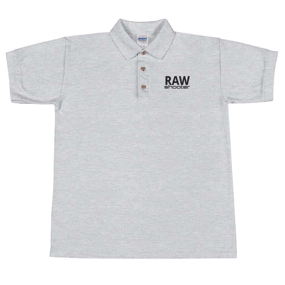 Polo brodé