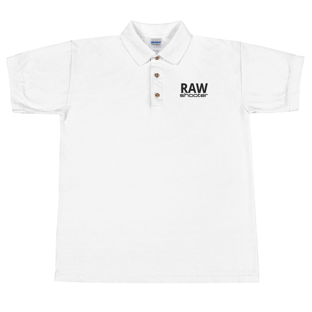 Polo brodé