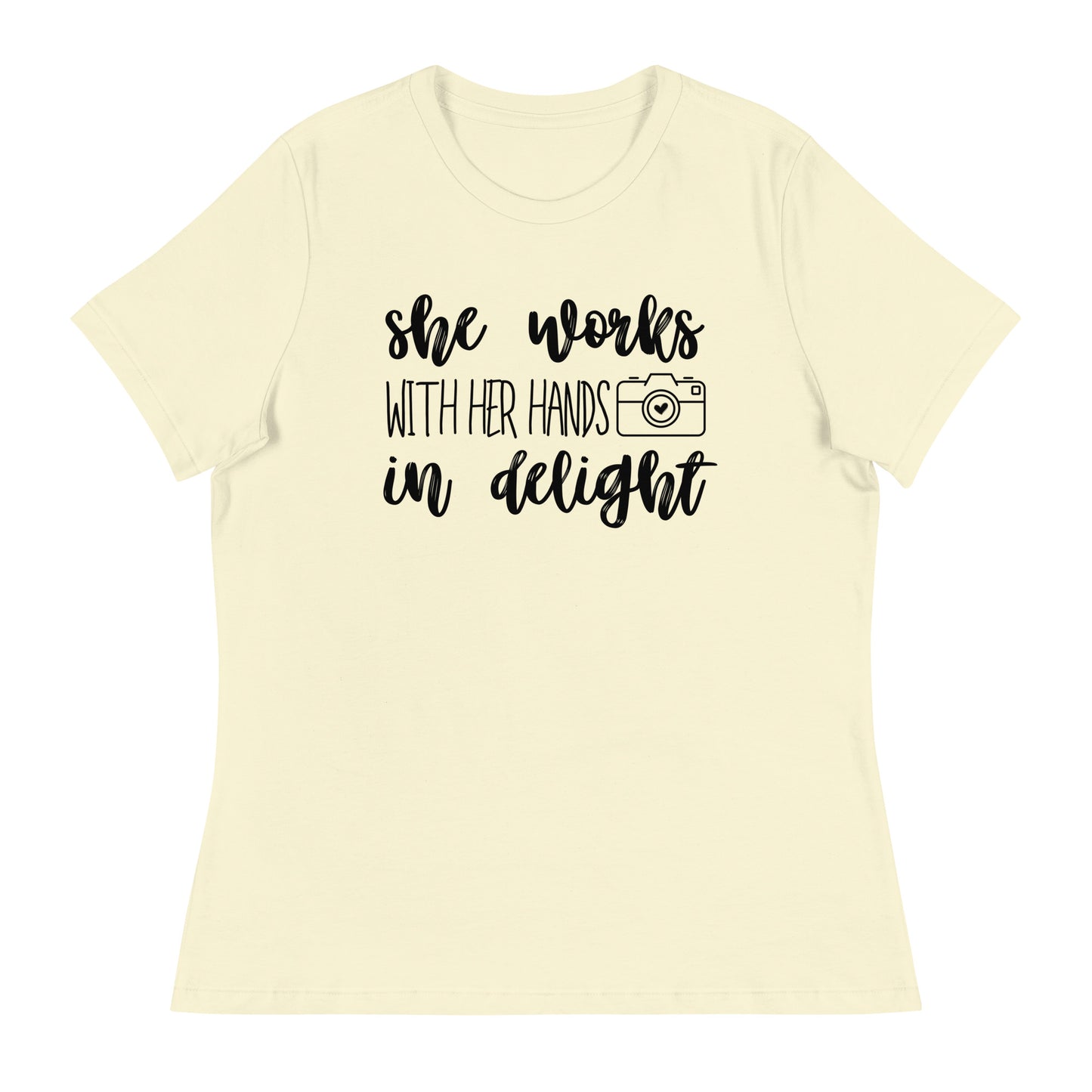 T-shirts fille - Elle travaille avec ses mains - Logo noir