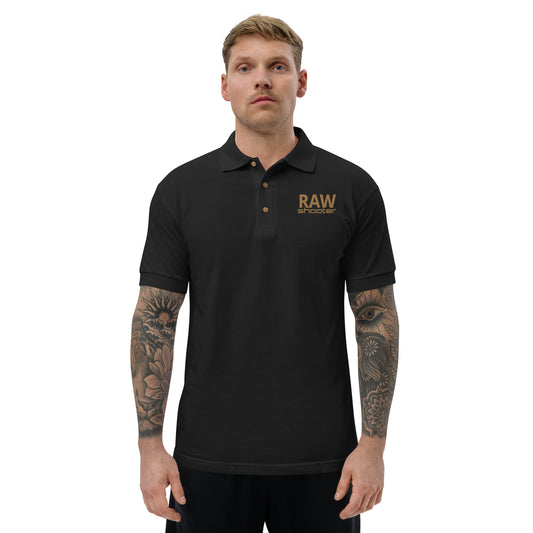 Polo brodé
