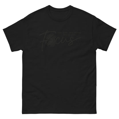 Männer T-Shirts - Focus - Schwarzes Logo